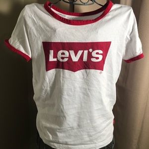 Levi’s T-shirt